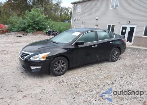 2015 Nissan Altima 2.5/2.5 S/2.5 Sl/2.5 Sv из США, поврежденный, VIN 1N4AL3AP9FC416702